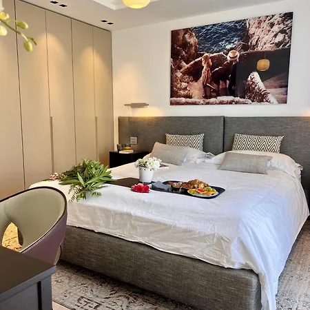 Apartment V Penthouse *